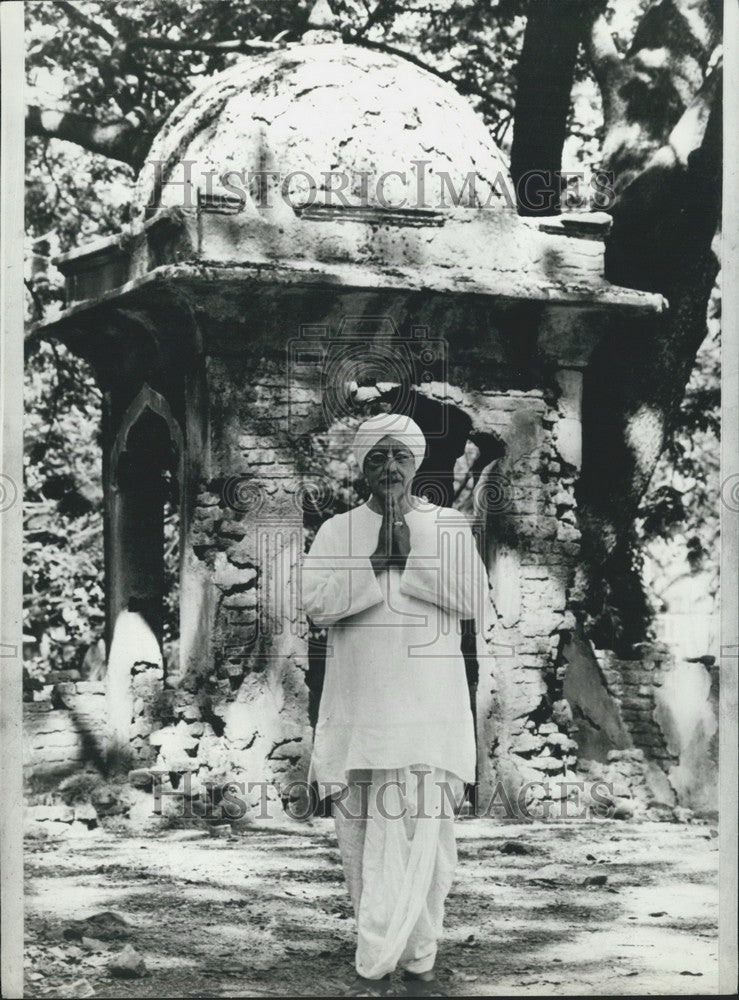 1984 Press Photo Actor Alex Guiness in the David Lean film &quot;A Passage to India&quot; - Historic Images