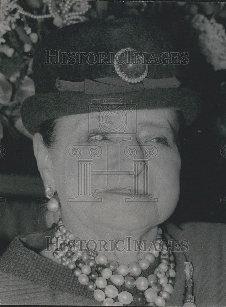 1964, Portrait of Magnate Helena Rubenstein at age 82 - Historic Images