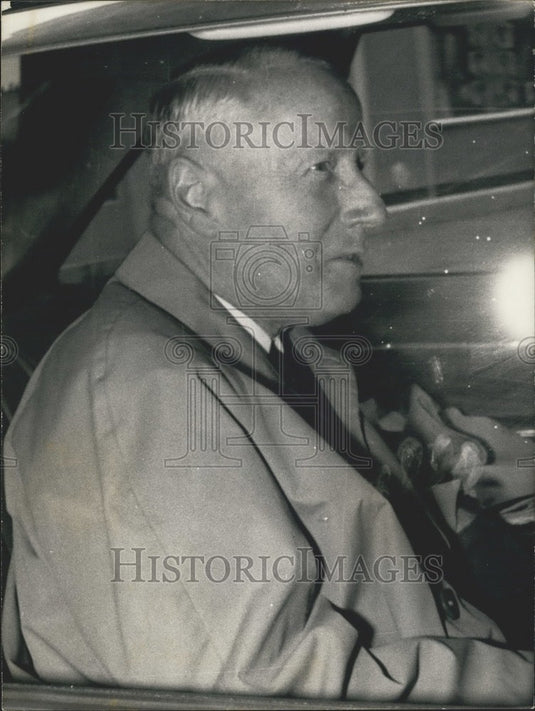 1972 Press Photo Leslie O'Brien Attends CEE Meeting in Paris-Historic Images