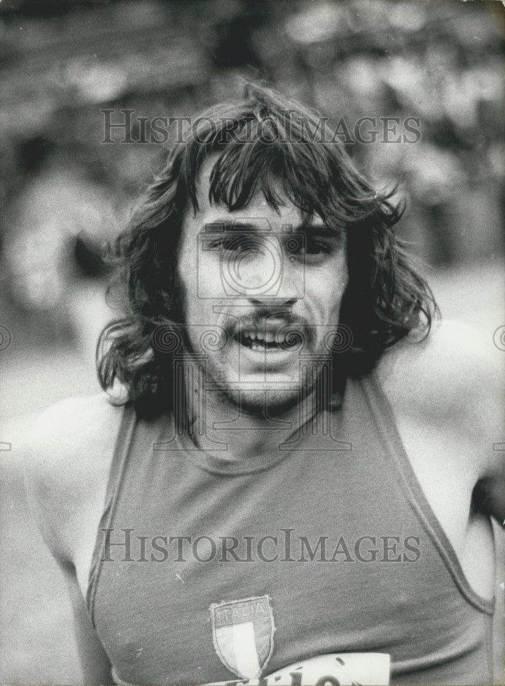 1973 Press Photo Marcello Fiasconaro Beats World Record for 800m with 1'43"7 - Historic Images