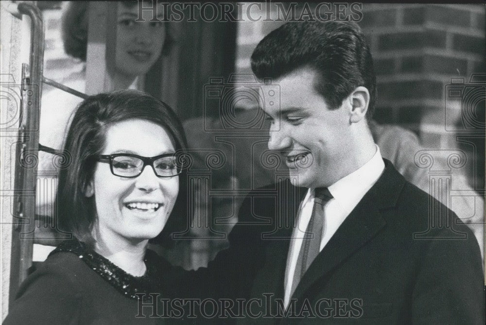 1966 Press Photo Nana Mouscouri and Manfred Schnelldorfer-Historic Images