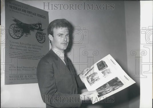 1969, Valentin Abdey for Sotheby auction house. - KSK09523 - Historic Images