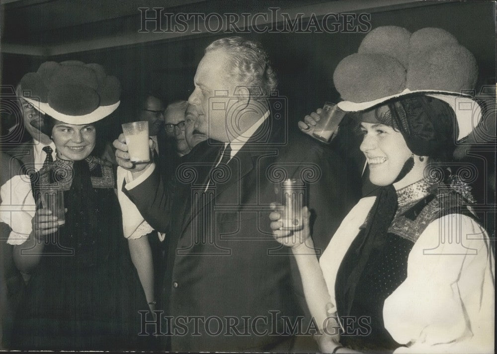 1966, Federal Economic Minister Schmaecker at International Milk Day. - Historic Images