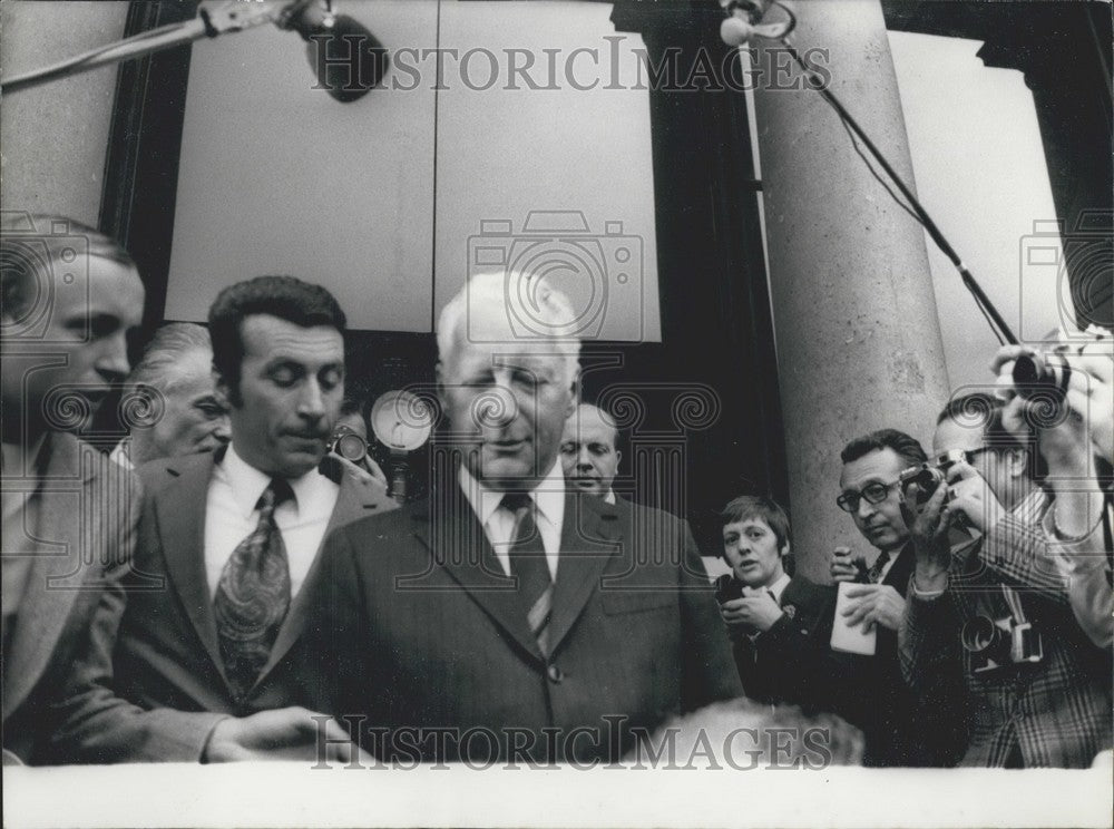 1972 Pierre Messmer Leave the Elysee Palace After Seeing Pompidou - Historic Images