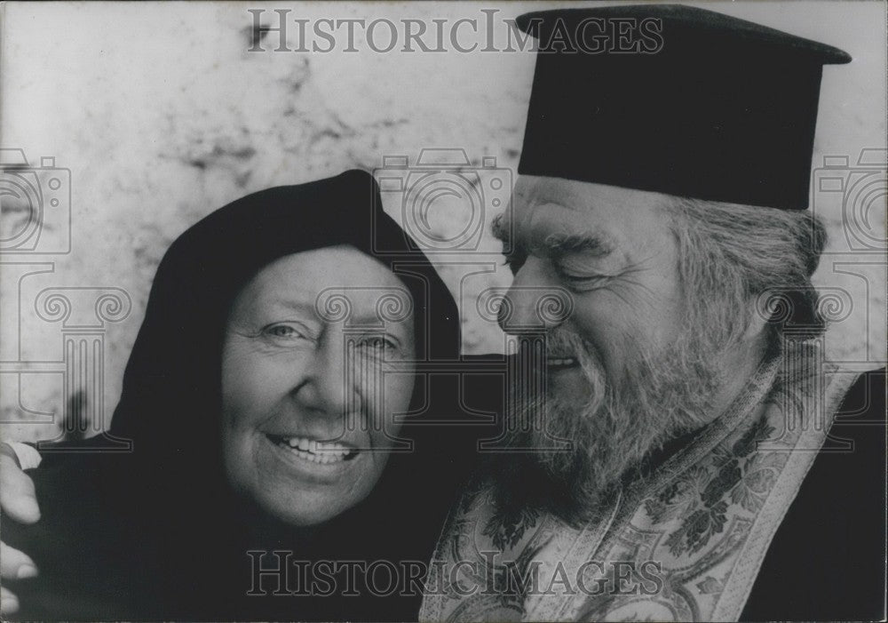 1970 Press Photo Flora Robson and Jack Hawkins - Historic Images