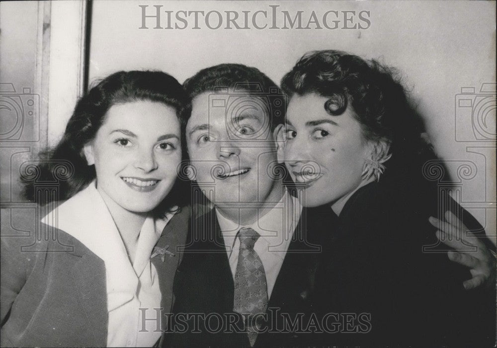 1955 Press Photo Winners Francoise Fregis, Henri Bedeix, &amp; Colette Gaborit-Historic Images