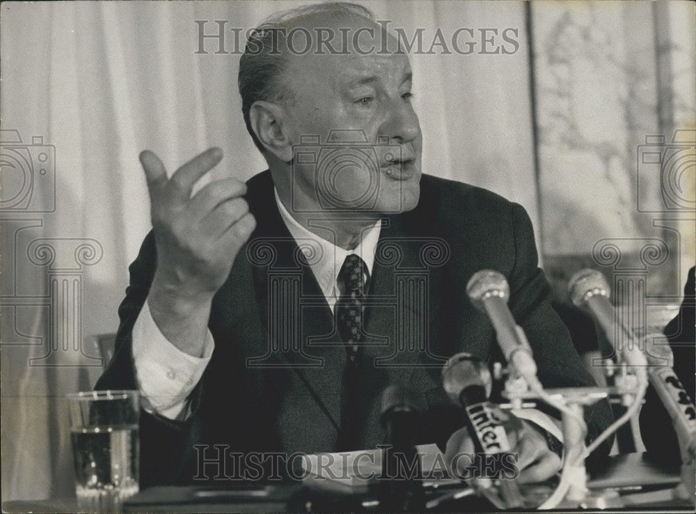 1978 Hungarian Janos Kadar Peace Press Conference, Paris - Historic Images