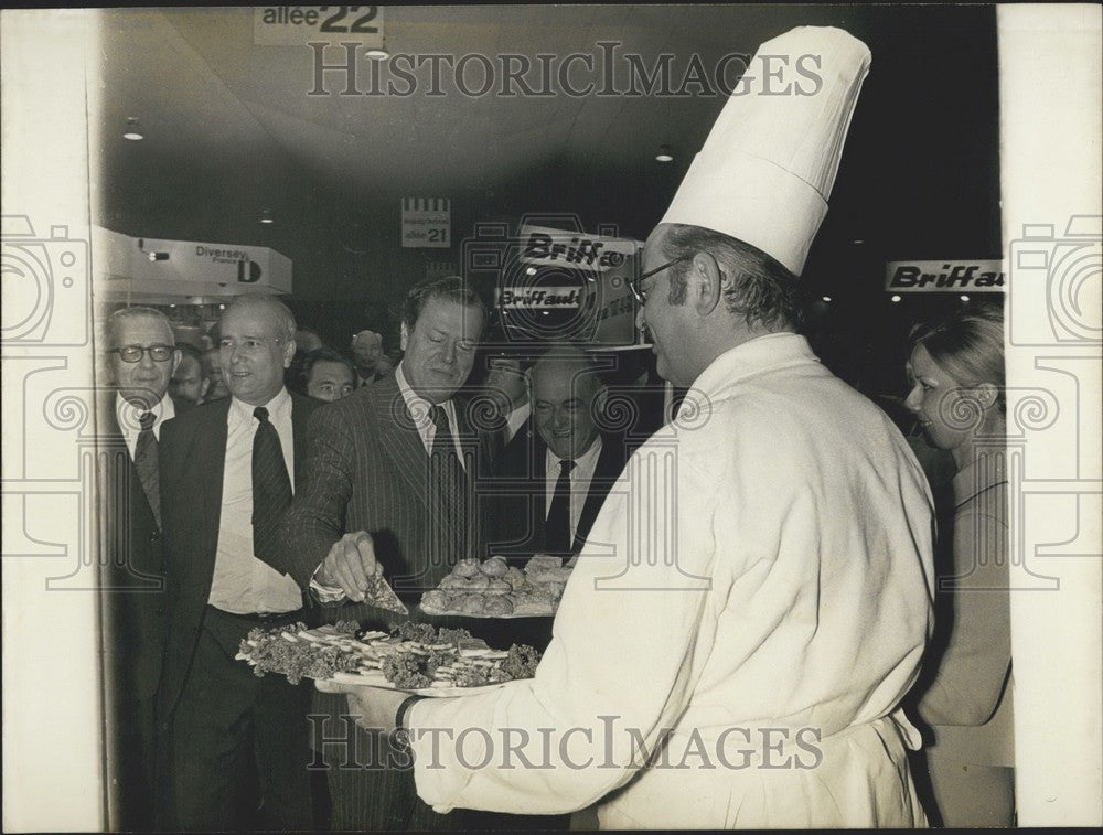 1972 Olivier Guichard Tastes Sandwiches, Hotel Equipment Expo - Historic Images