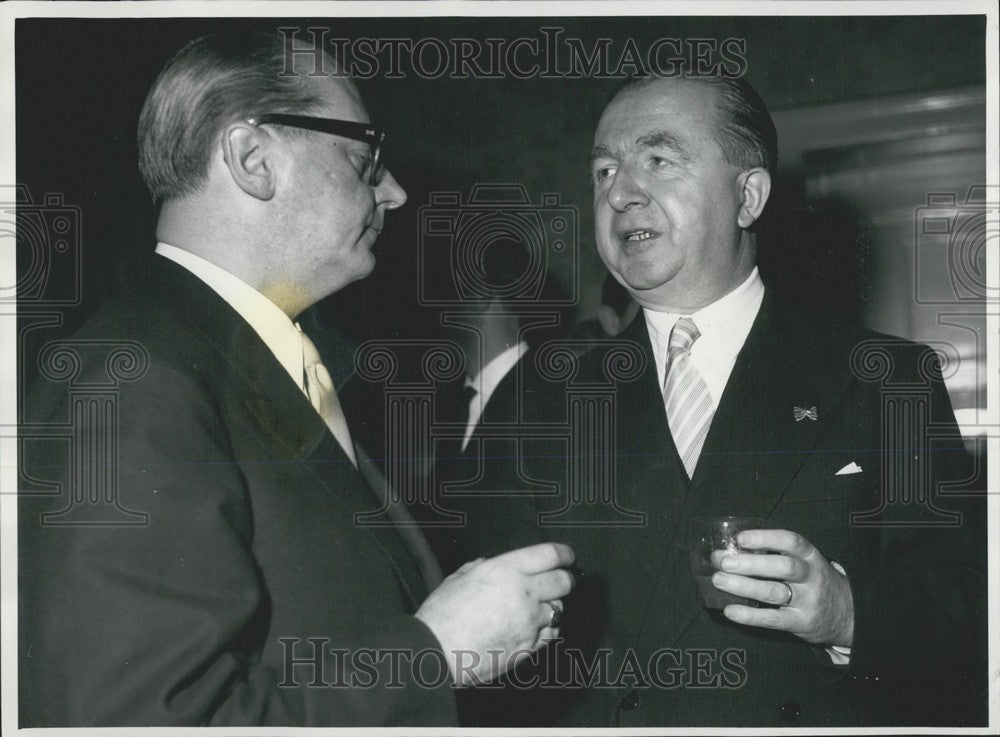 1955 Press Photo Italian Minister Pella and Foreign Minister von Brentano.-Historic Images