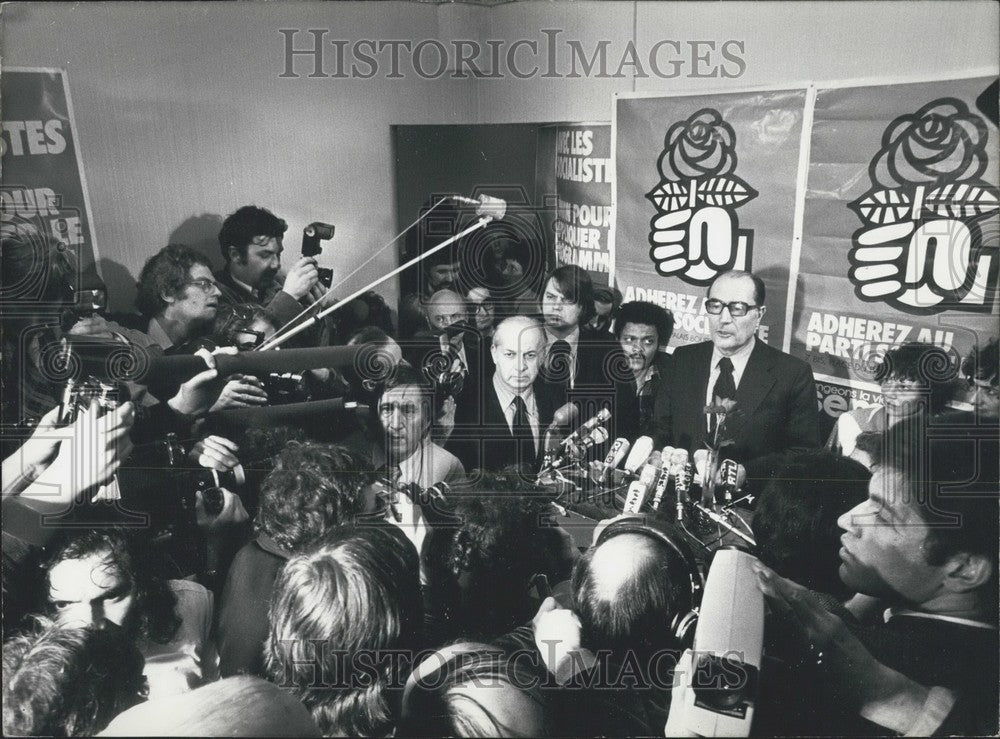 1978 Press Photo Francois Mitterrand & Claude Estier Hold Press Conference-Historic Images