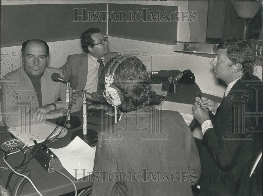 1976, Francois Mitterrand Facing Europe 1 Director Etienne Mougeotte - Historic Images