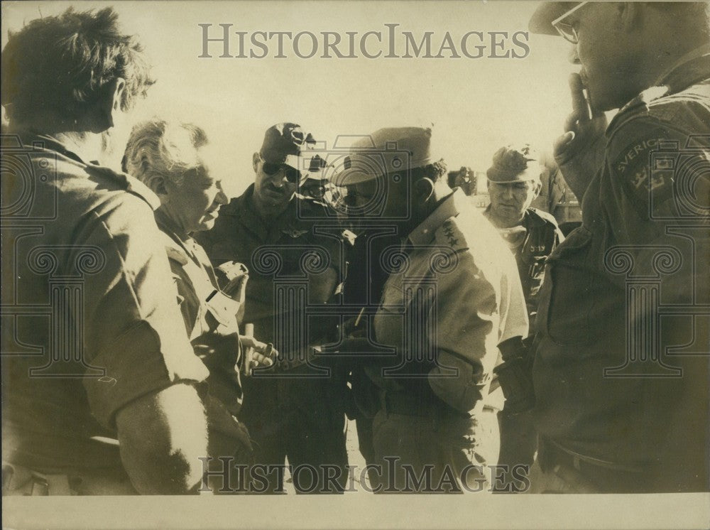 1973, General Haim Bar-Lev & Brigadier Bshir Sharif, Suez Canal - Historic Images