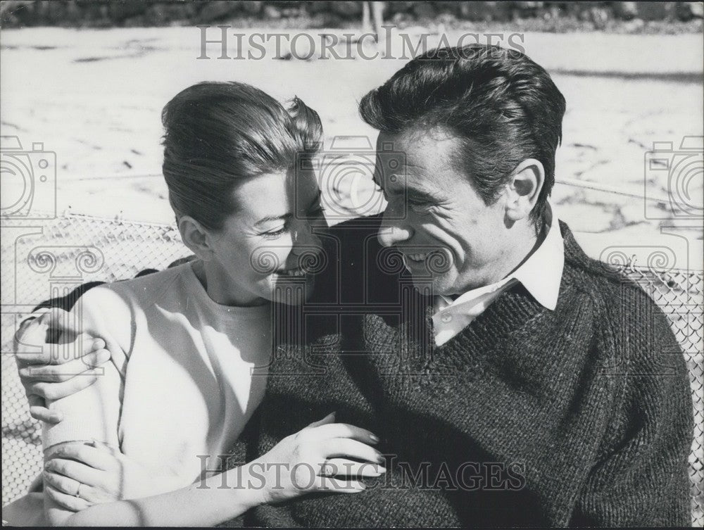 1962, Magali de Vendeuil & Robert Lamoureux, Property Near Grasse - Historic Images