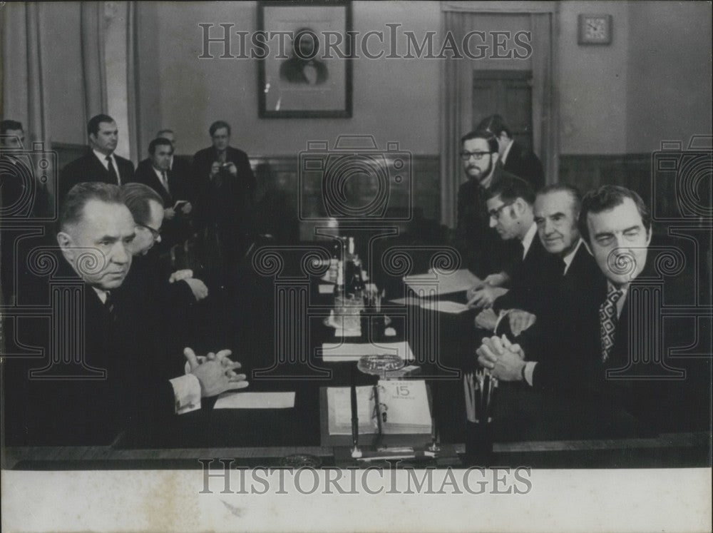 1971 Press Photo Harriman and Muskie in Meeting with Kossyguine at the Kremlin - Historic Images