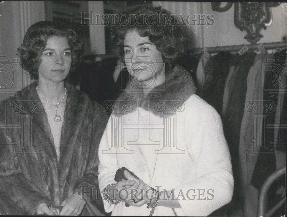 1962 Princesses Irene and Sophie (White Coat) After Jean Desses Show - Historic Images