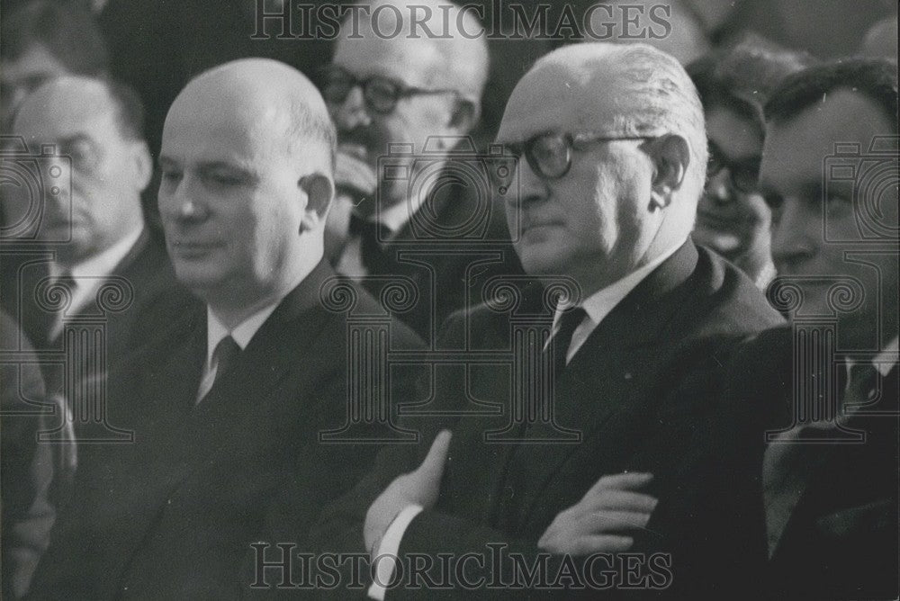 Press Photo Communist Leader Walden-Rcchet-Historic Images