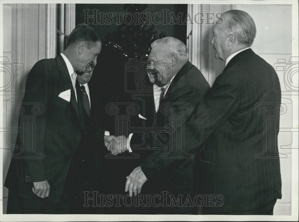 1955 Press Photo Chancellor Adenauer and American Foreign Minister Merchant. - Historic Images