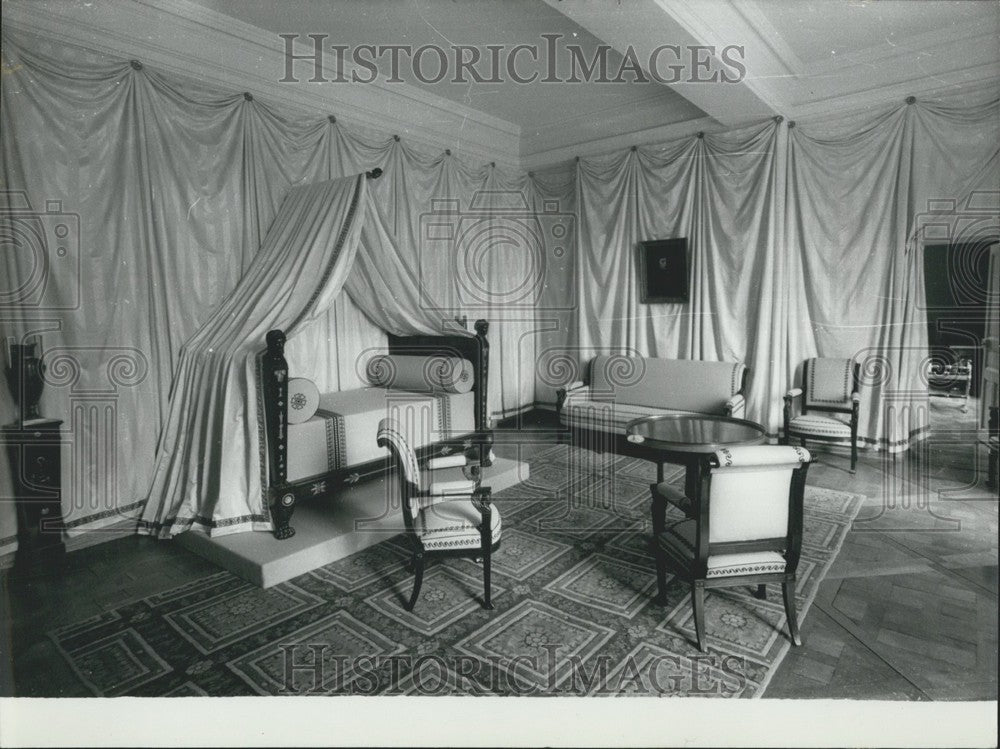 1969 Press Photo Napoleon's Bedroom at Chateau de Malmaison - Historic Images