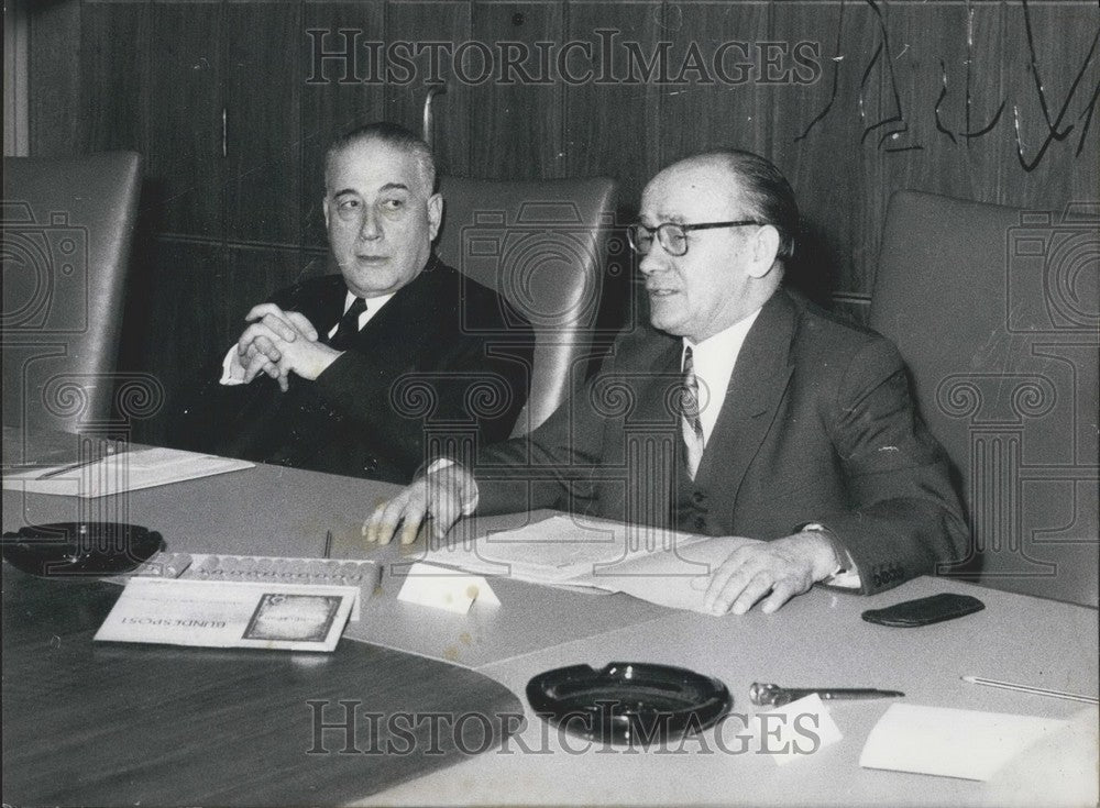 1956 Press Photo Montan Union President Rene Mayer and Prime Minister Steinhoff - Historic Images