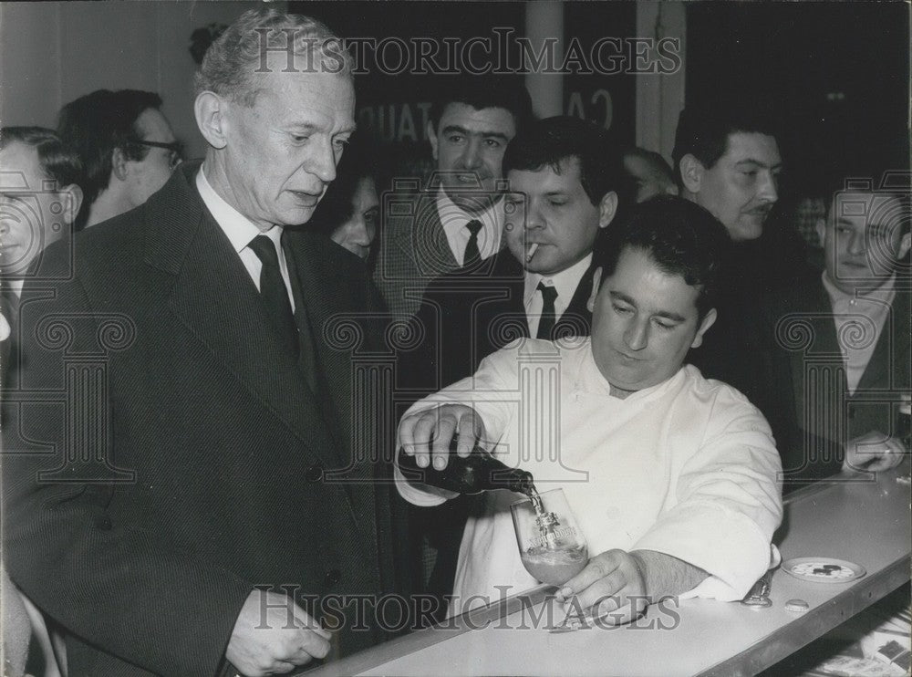 1967 Couve de Murville Visits Cafe While Campaigning - Historic Images