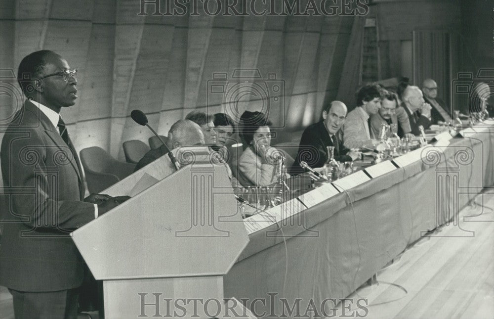 Press Photo International Science and Culture Symposium Speaker Leopold Senghor - Historic Images