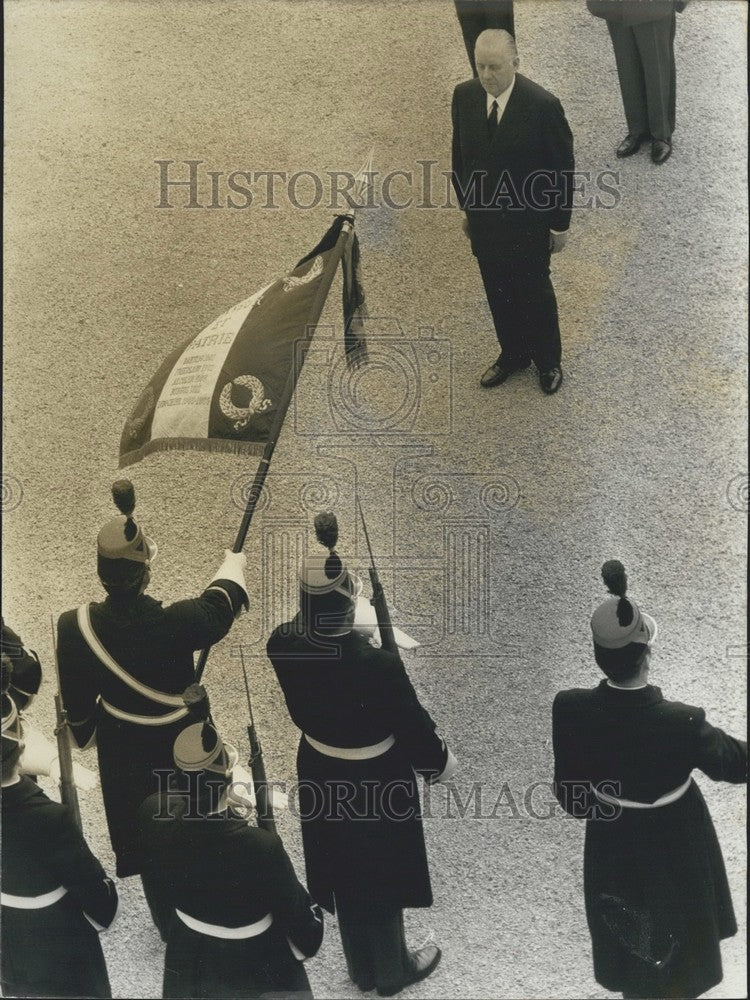 1974 Press Photo Alain Poher Saluting the Flag at the Elysee Palace - Historic Images