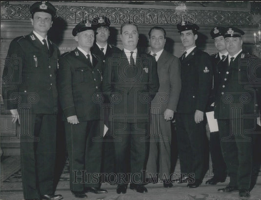 1960 Press Photo Italian Police Commander Piatti & Pierre Emile Menuet & Police-Historic Images