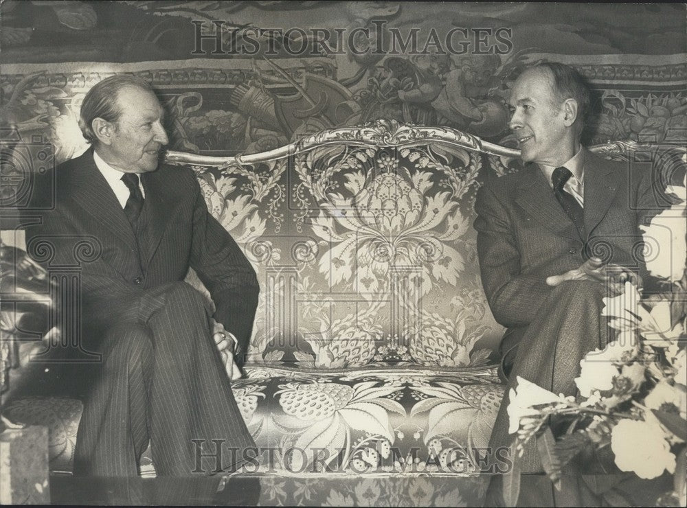 1978 Press Photo Kurt Waldheim &amp; President Giscard d&#39;Estaing Meet Elysee Palace - Historic Images