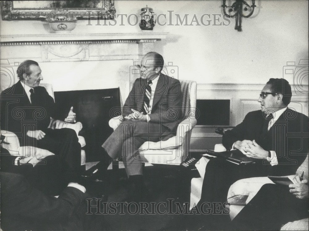 1974, Kurt Waldheim with President Gerald Ford and Henry Kissinger - Historic Images