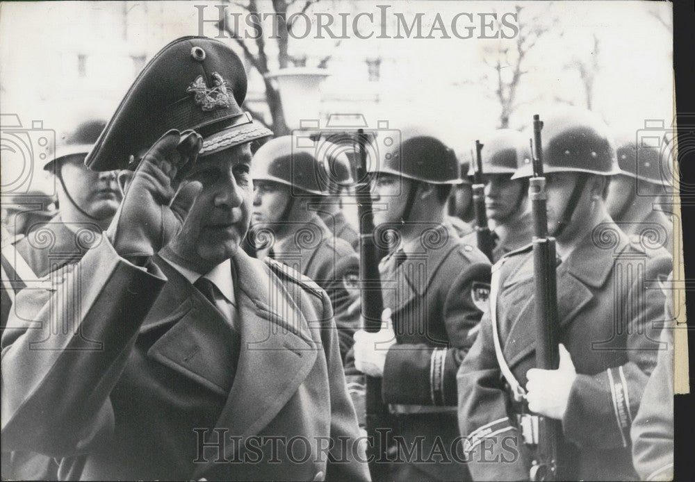 1964 Press Photo General Trettner in Bonn - Historic Images