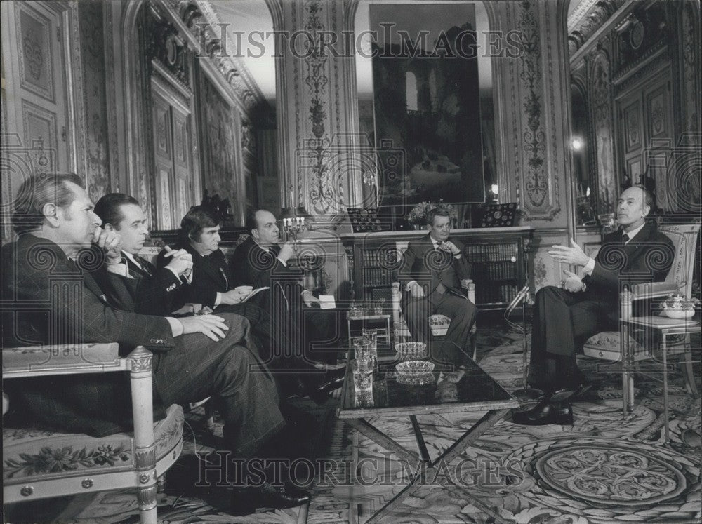 1974, J Daniel, A Fontaine, P Salinger, G Suffert, P Sabbagh, Pres. - Historic Images