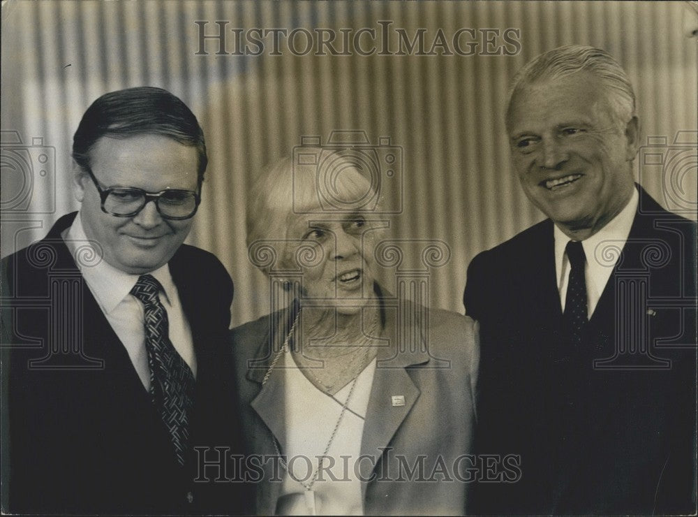 1980 Press Photo Ray Marshall, Lilian Carter, Van Lennep OECD Conference Paris - Historic Images