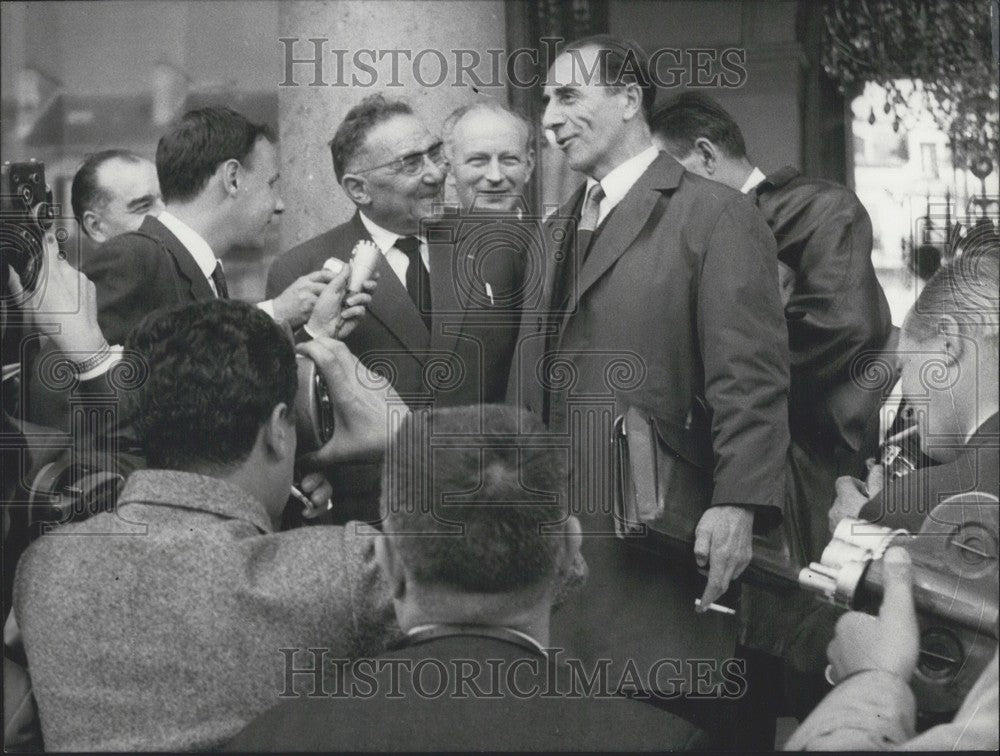 1965 Press Photo Joseph Sauty and Jacques Tessier Speaking to Journalists-Historic Images