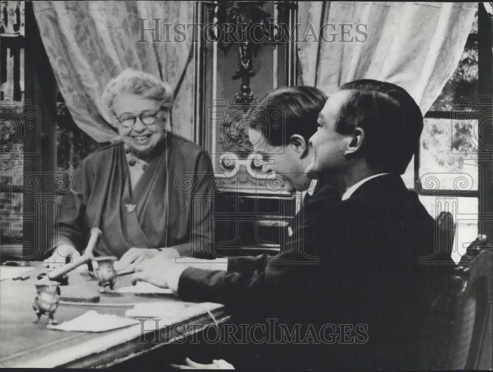 1962, Eleanor Roosevelt on a French Television Program in Paris - Historic Images