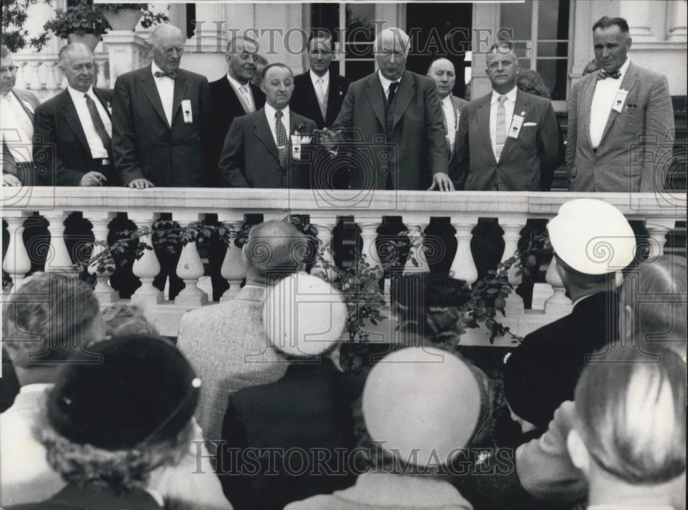 Press Photo IIO Members meet in Germany. - Historic Images