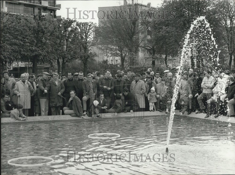 1972 Pierre Creusevaut at a Trout Filled Fountain in Clichy - Historic Images
