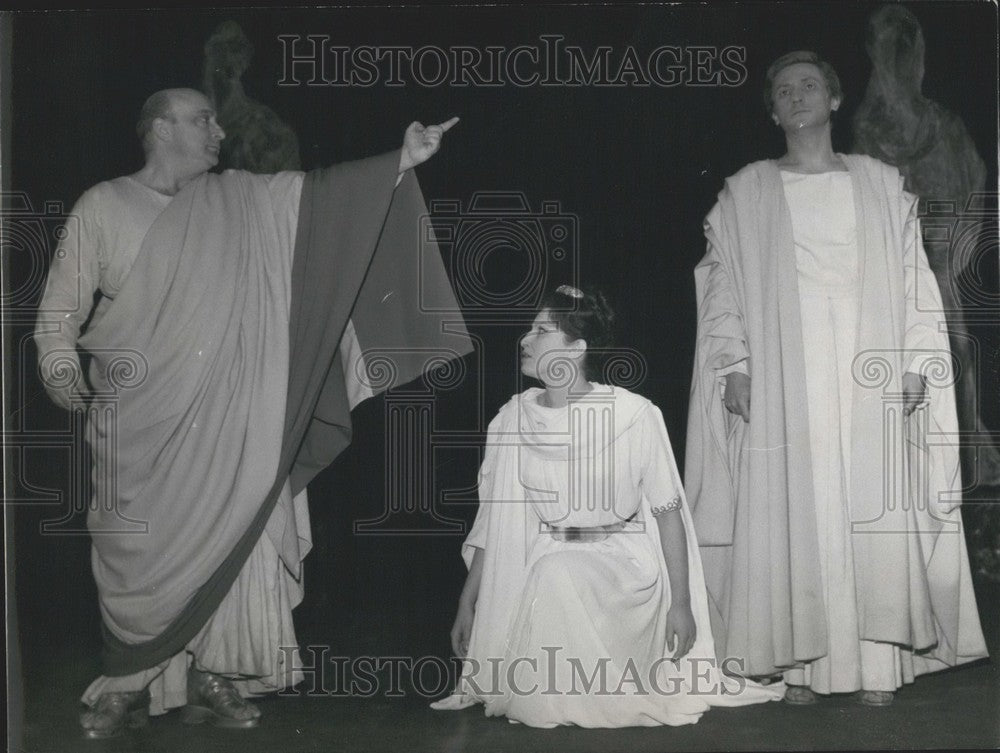 1962 Press Photo A. Medina, C. Versane, and A. Mottet Rehearse "Polyeucte"-Historic Images