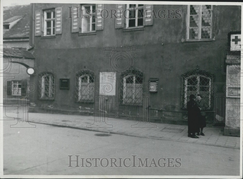 Press Photo Housing Office of Municipal City Faerstenfeldbruck.-Historic Images