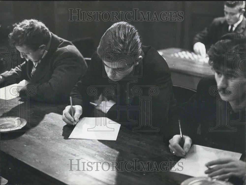 Press Photo Miners Take Future Career Tests Hasselt Rehabilitation Center-Historic Images