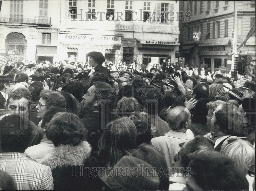 1975, Mireille Mathieu Among a Crowd at the Place du Palais in Nice - Historic Images