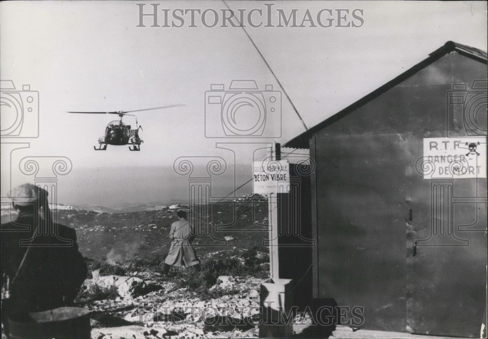 1953, Helicopter Brings Material Grand Etoile Summit Temporary Post - Historic Images