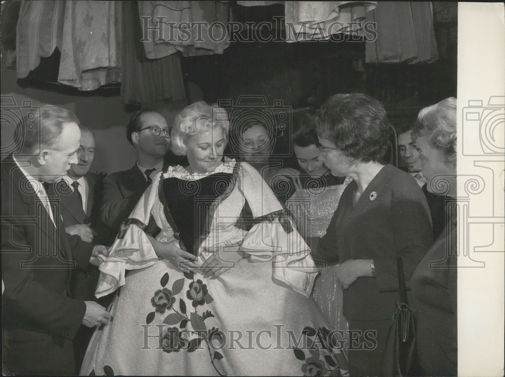 1963 Press Photo Theater Clothes in Berlin Metropolitan Theater.-Historic Images