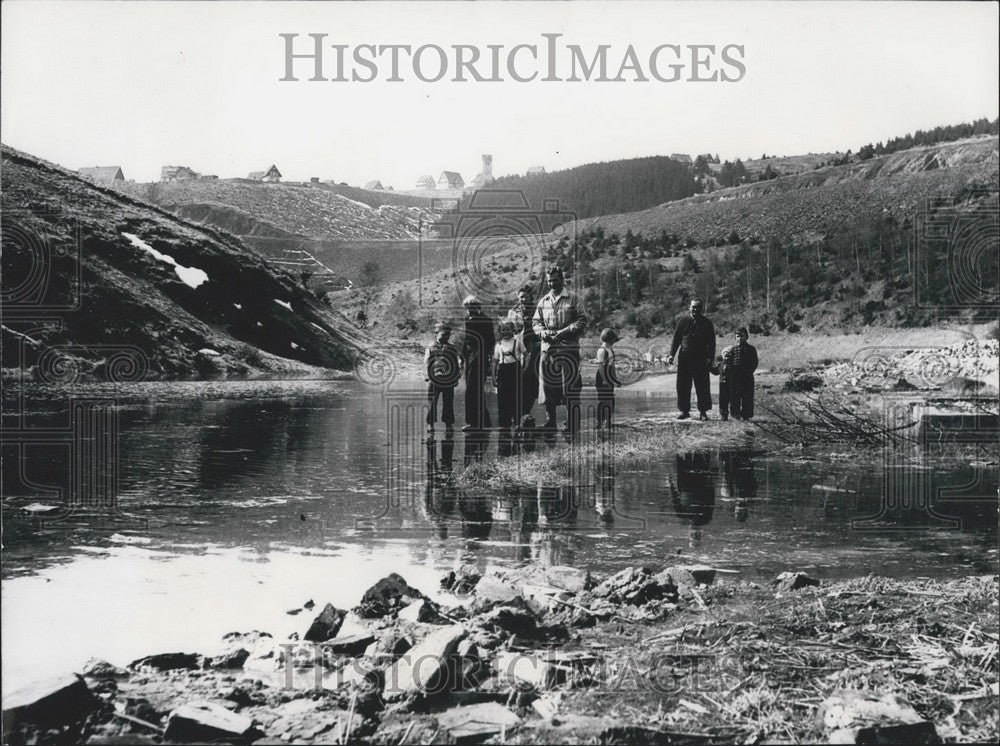 1956 Press Photo  Oker Dam sinks Old German Village. - Historic Images
