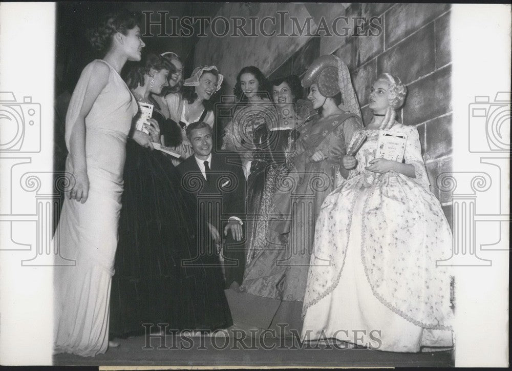 1954, Jean Duchee and L'histoire de France Racontee Juliett - Historic Images