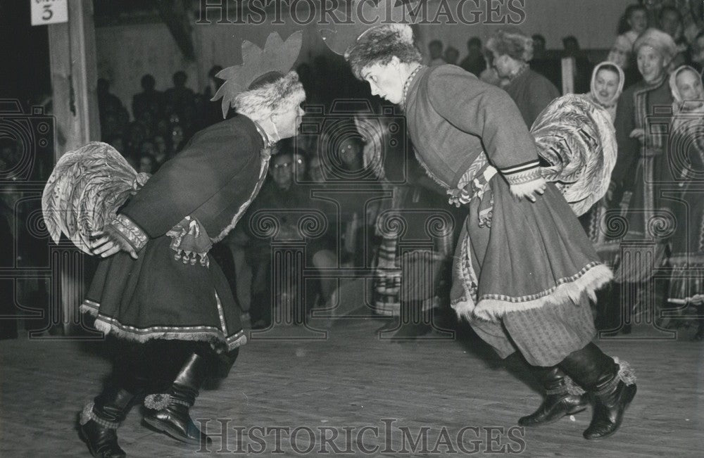 1954 Press Photo Performers from a Soviet group in West Berlin.-Historic Images