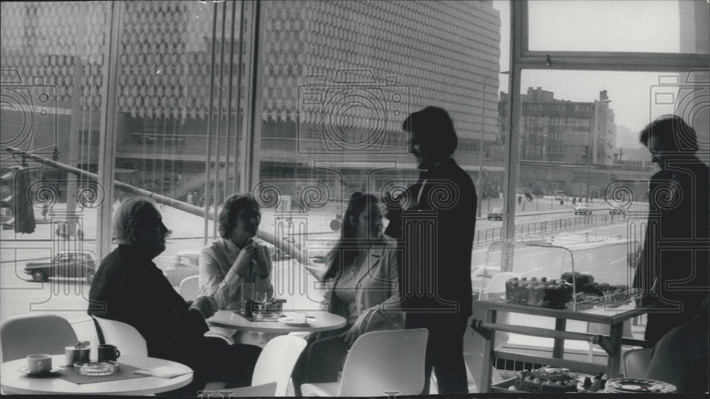 1974 Press Photo New Restaurant Opens in Berlin. &quot;Pressecafe&quot;-Historic Images