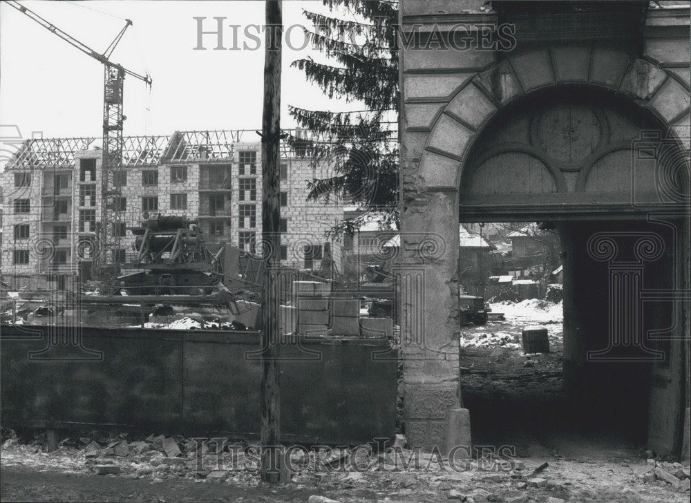 1989 Press Photo Rumanian Demolition - Historic Images