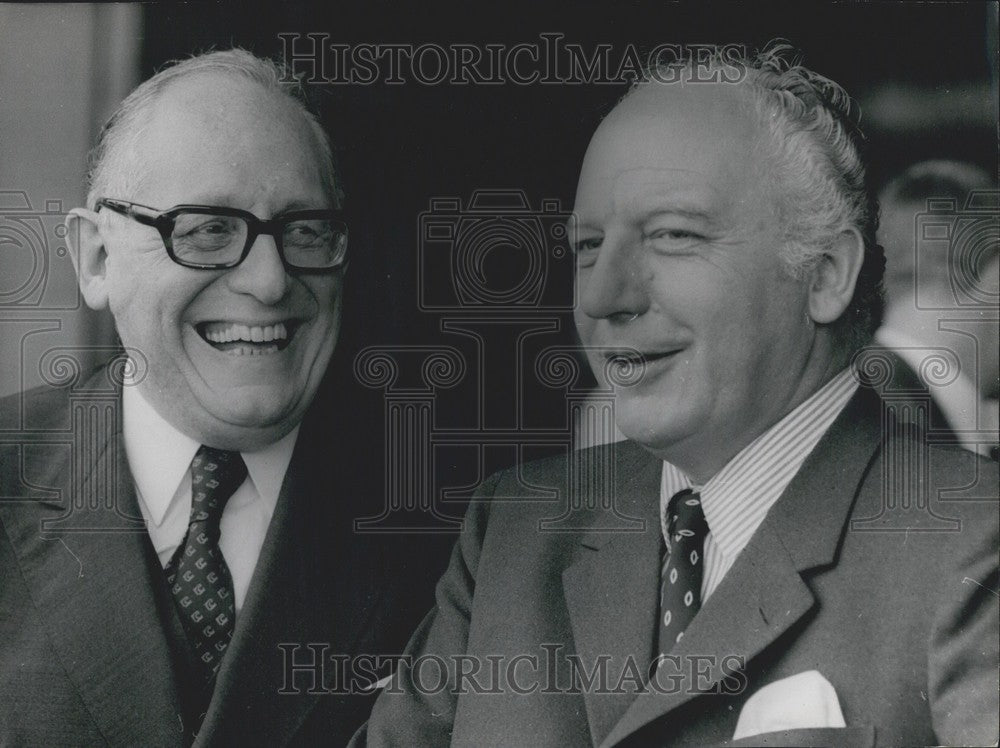 1970 Press Photo Foreign Affairs Ministers Maurice Schumann & Walter Scheel - Historic Images