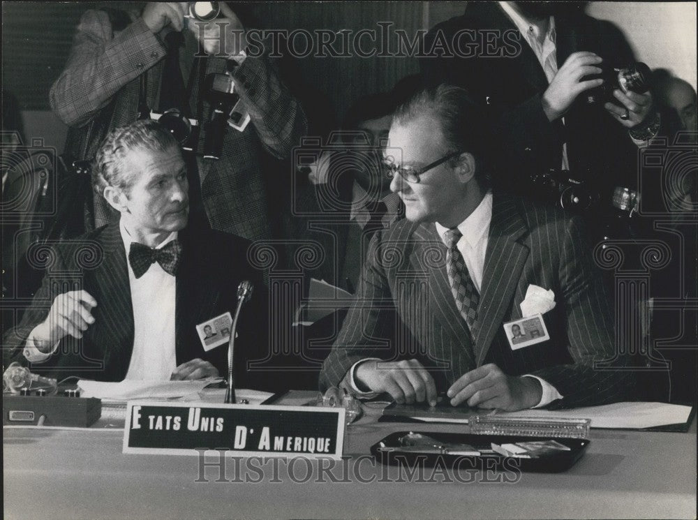 1975 Charles W. Robinson at an Energy Conference in Paris - Historic Images