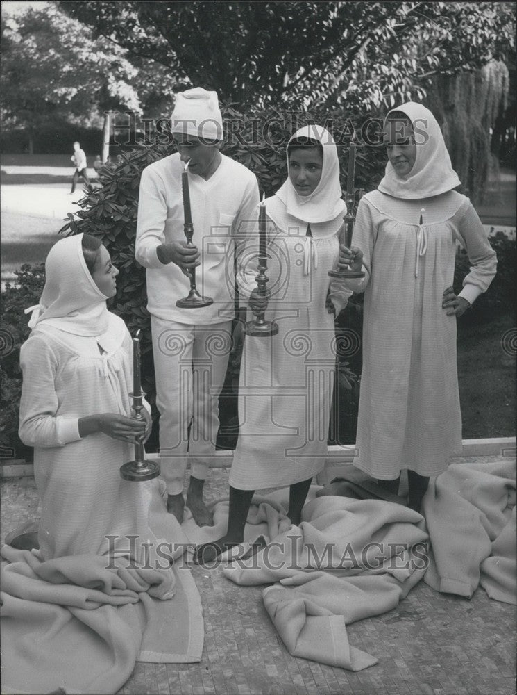 1965 Press Photo "Damart Termolactyl" Pajama Line - Historic Images